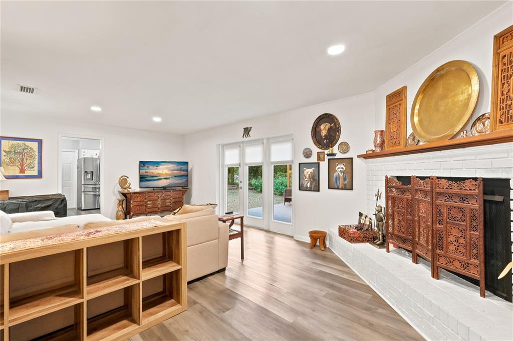 2711 NW 31ST TERRACE, GAINESVILLE, FL — photo 4 of 26