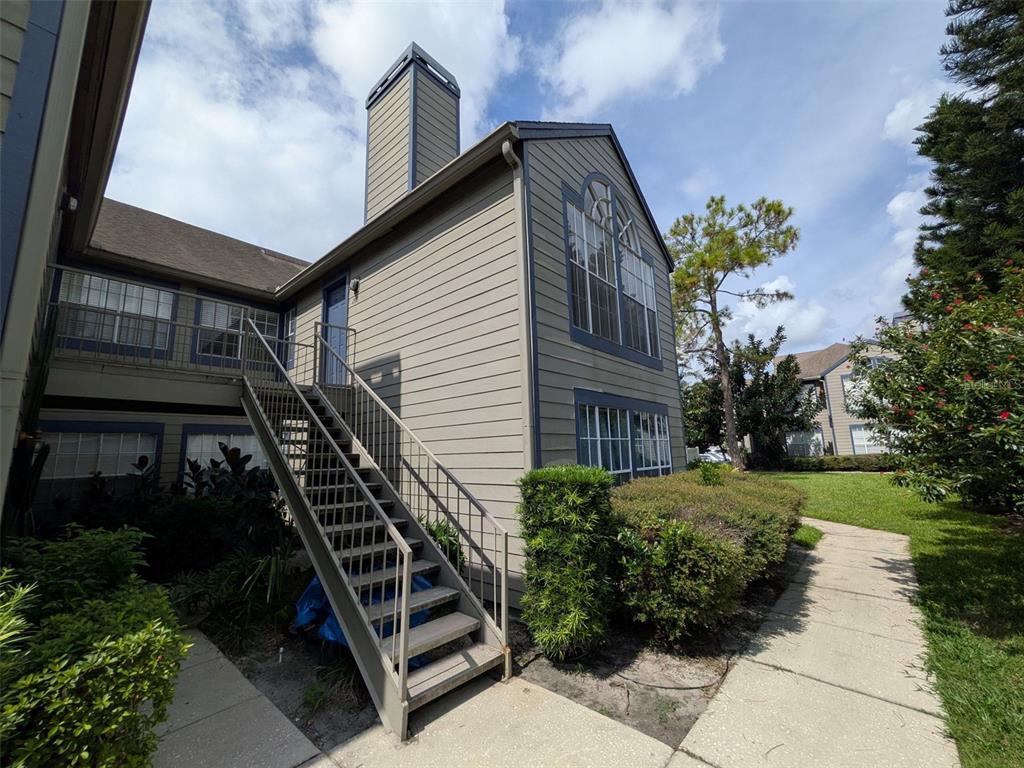 935 BIRMINGHAM COURT UNIT 207