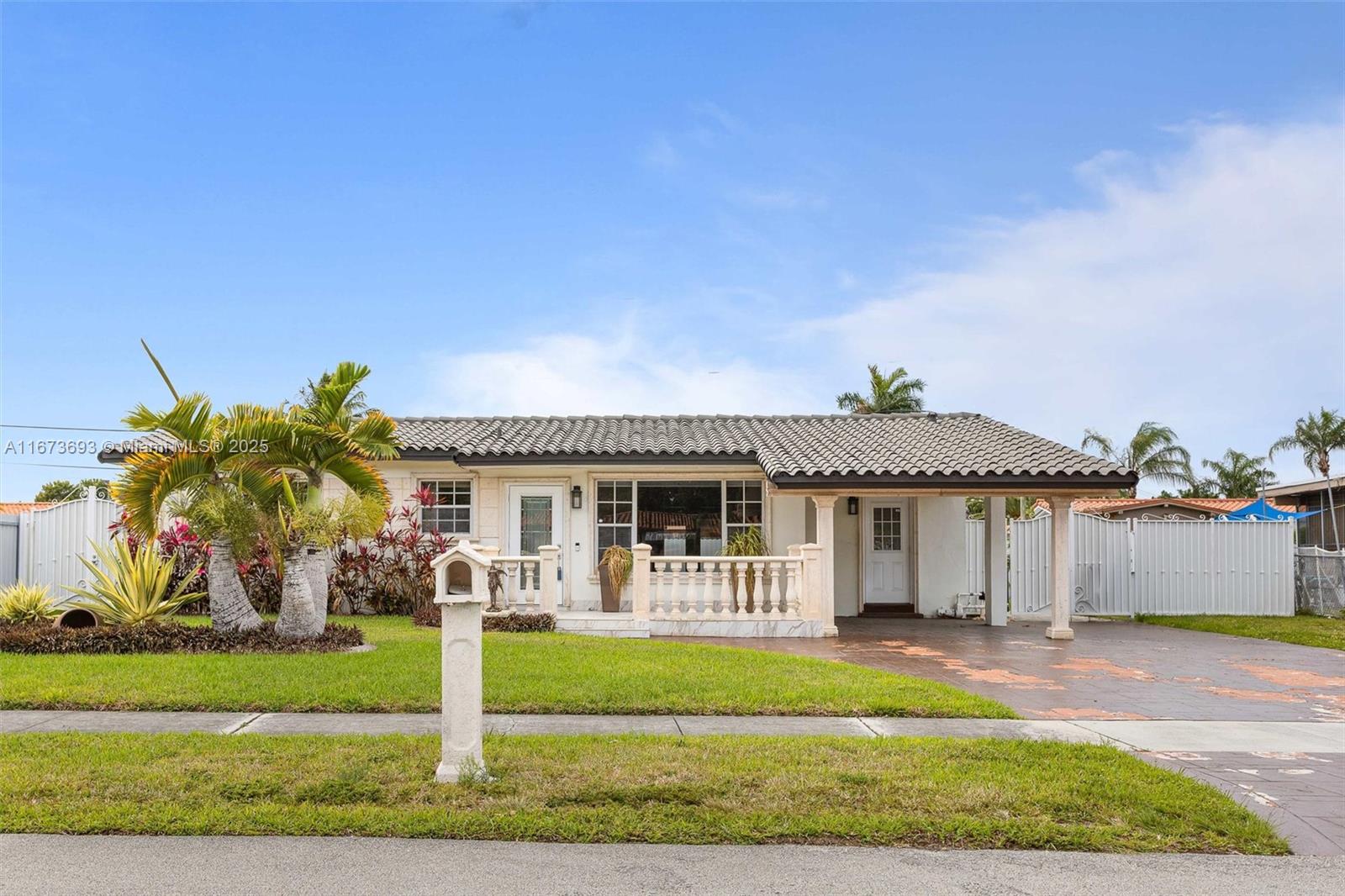 5470 W 9th Ln, Hialeah FL 33012