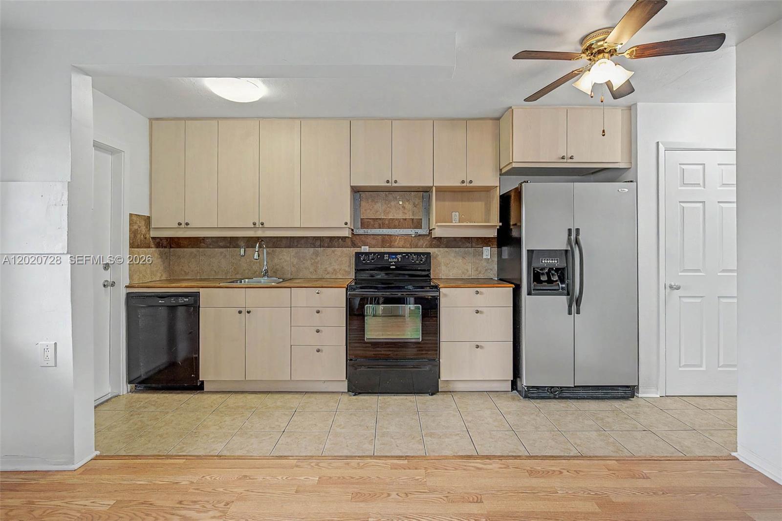 60 NW 79th St # 6, Miami FL 33150