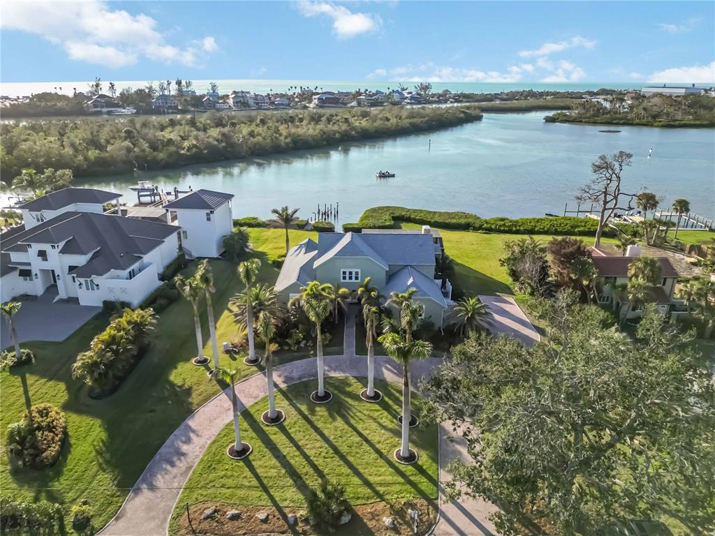 524 LYONS BAY ROAD