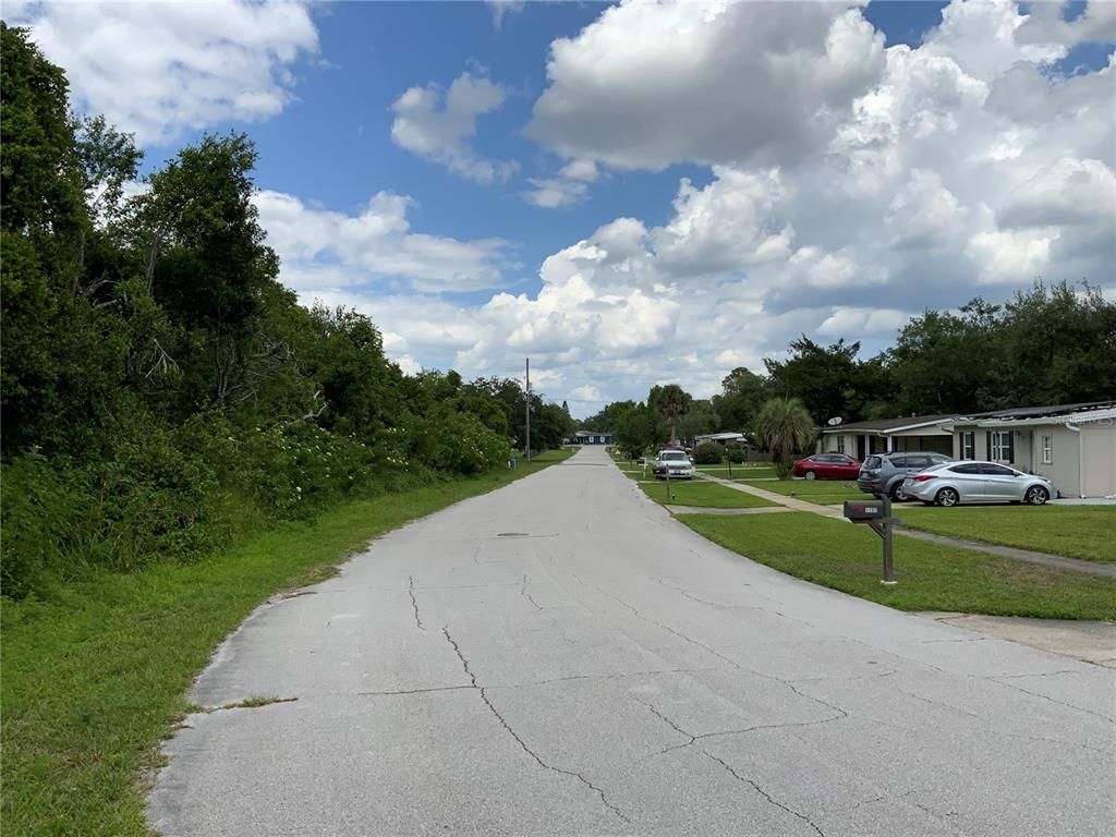 HASTINGS DRIVE, DELTONA, FL — photo 3 of 14