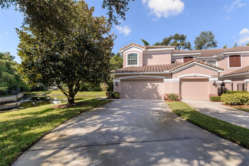 870 LANTERN WAY