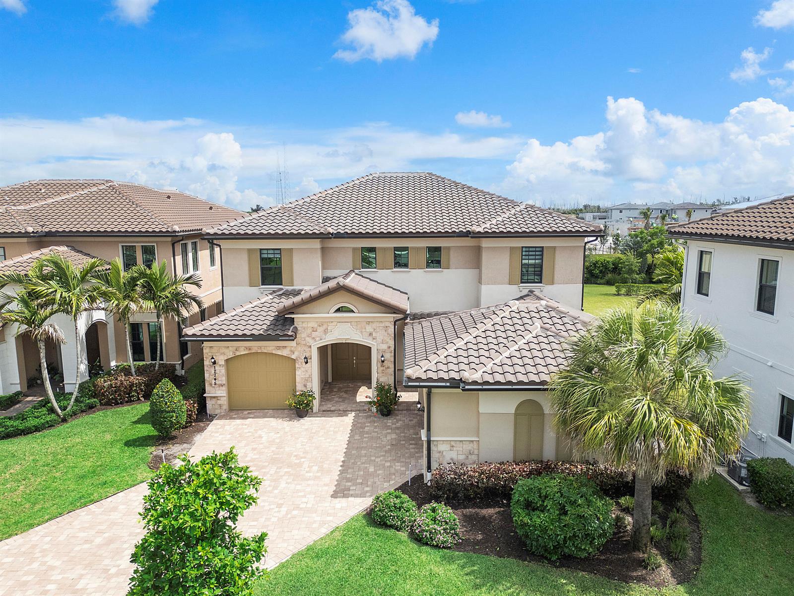 12745 Bayside Court, Parkland FL 33076