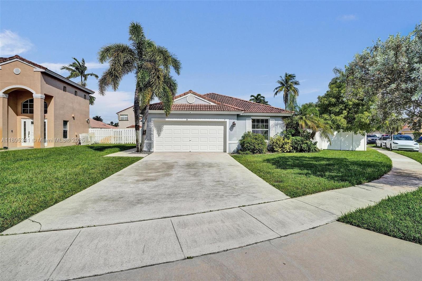 18951 NW 10th Ter, Pembroke Pines FL 33029
