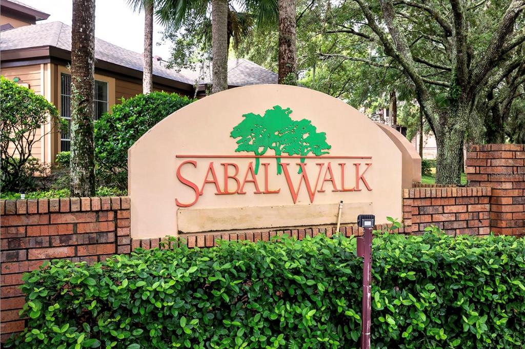 478 N PIN OAK PLACE UNIT 204