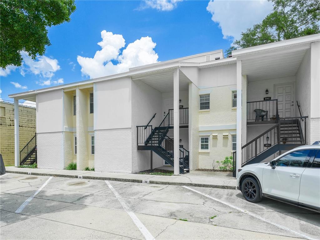 3811 N OAK DRIVE UNIT E62