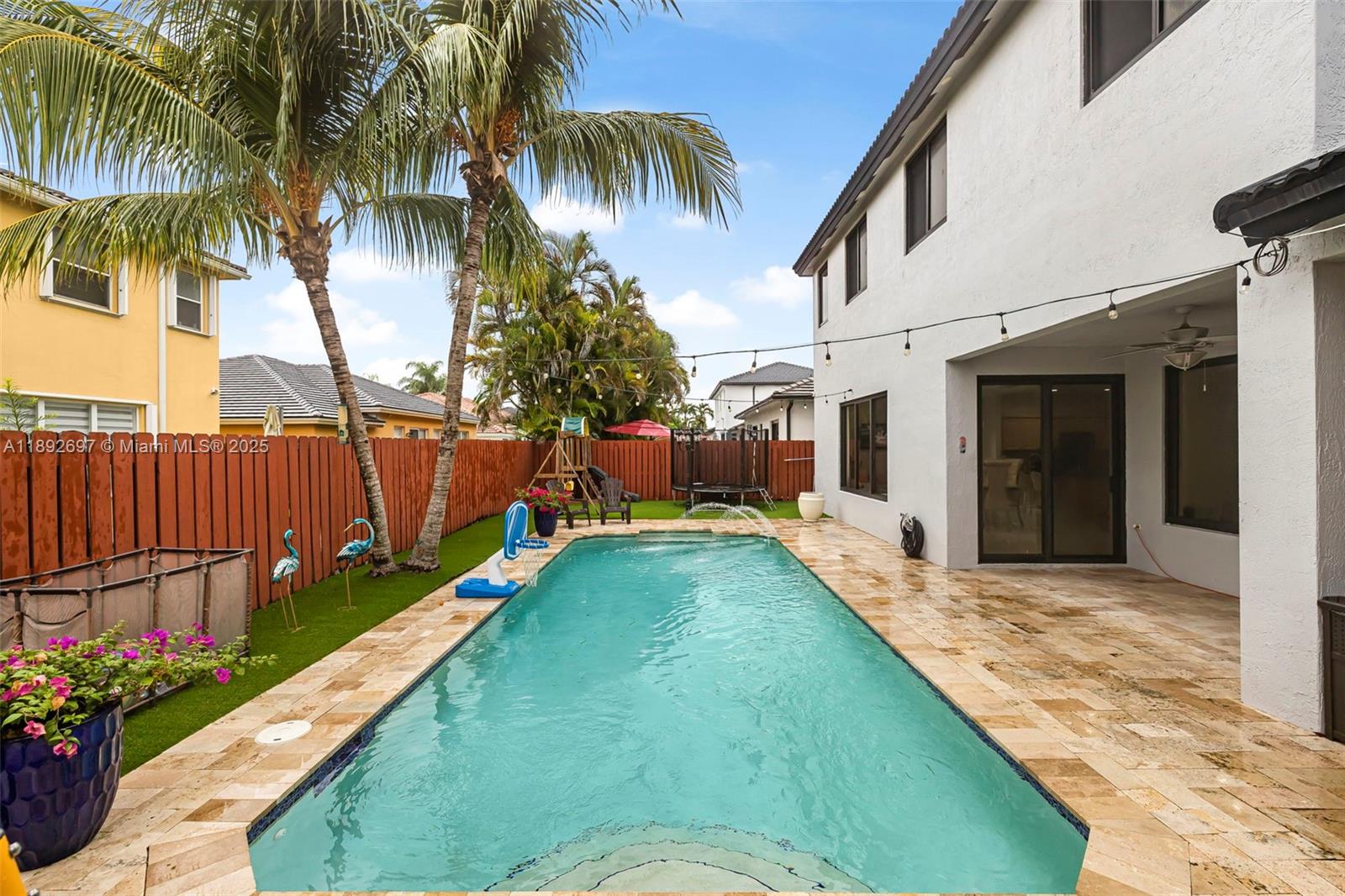 15987 SW 141st St, Miami FL 33196