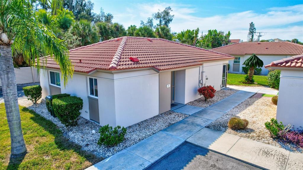 191 VISTA HERMOSA CIRCLE