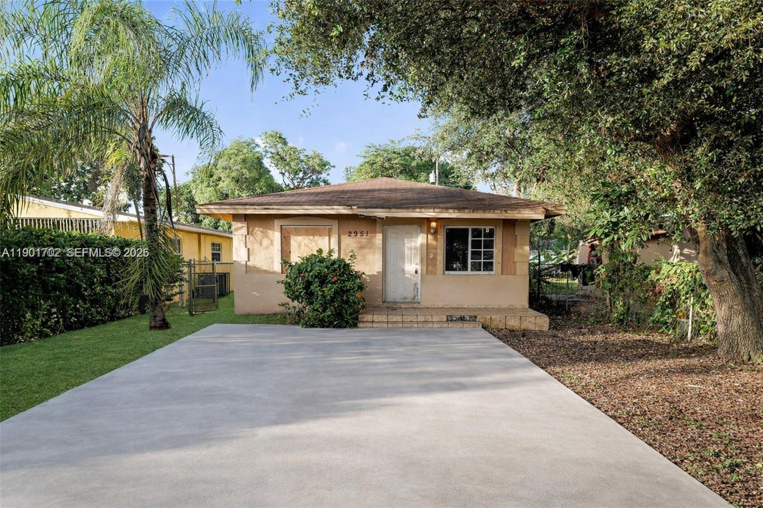 2951 NW 57th St, Miami FL 33142