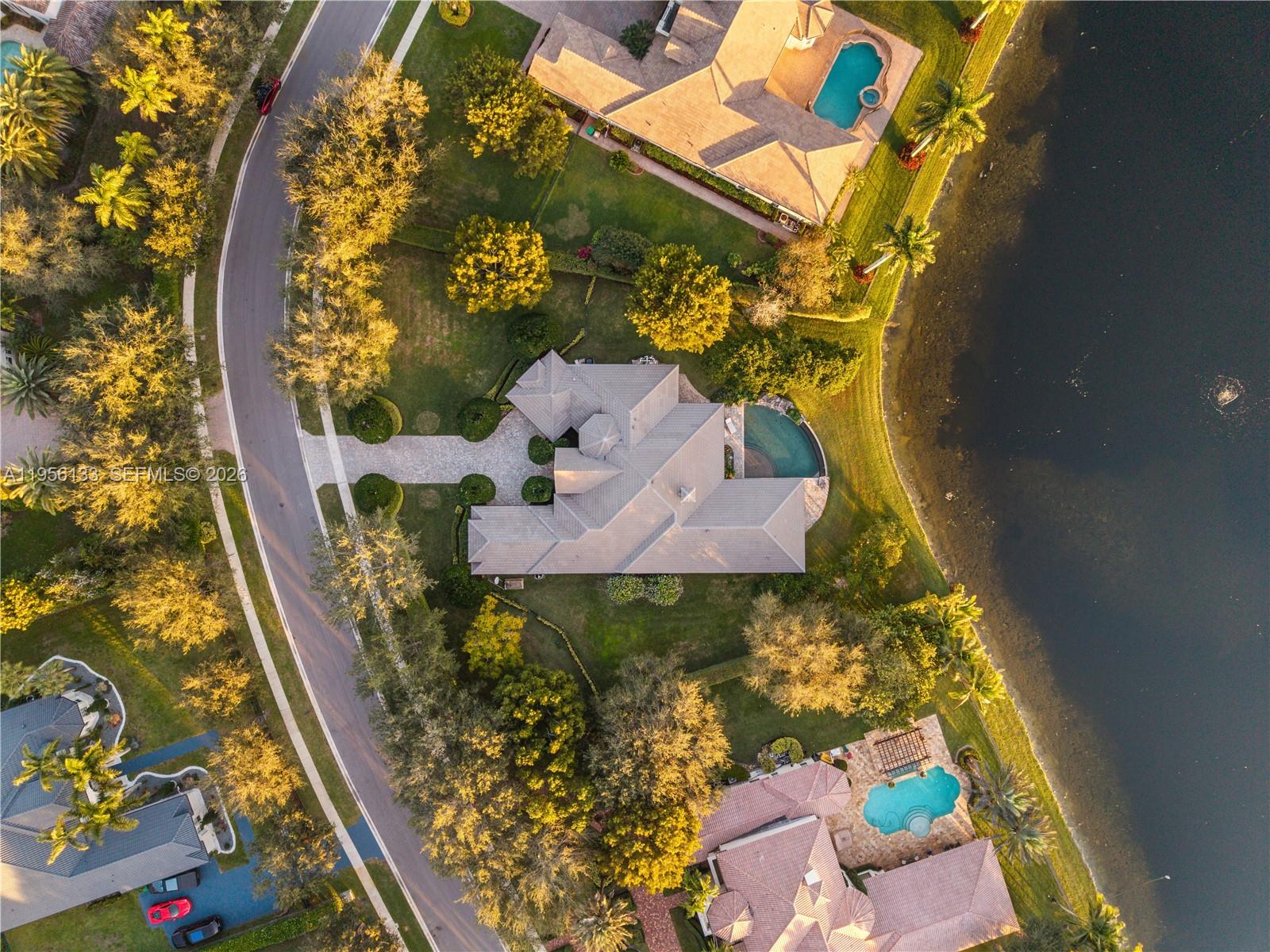 12620 N Winners Cir, Davie FL 33330