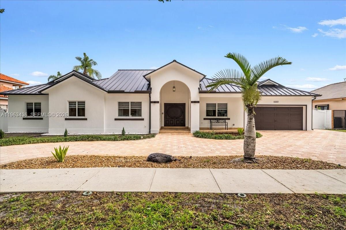 15507 NW 82nd Ct, Miami Lakes FL 33016