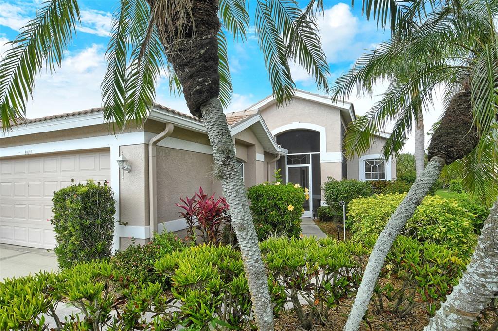 9411 FOREST HILLS CIRCLE