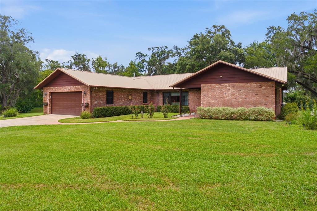 38700 LAKEVIEW DRIVE, LADY LAKE, FL — photo 2 of 30