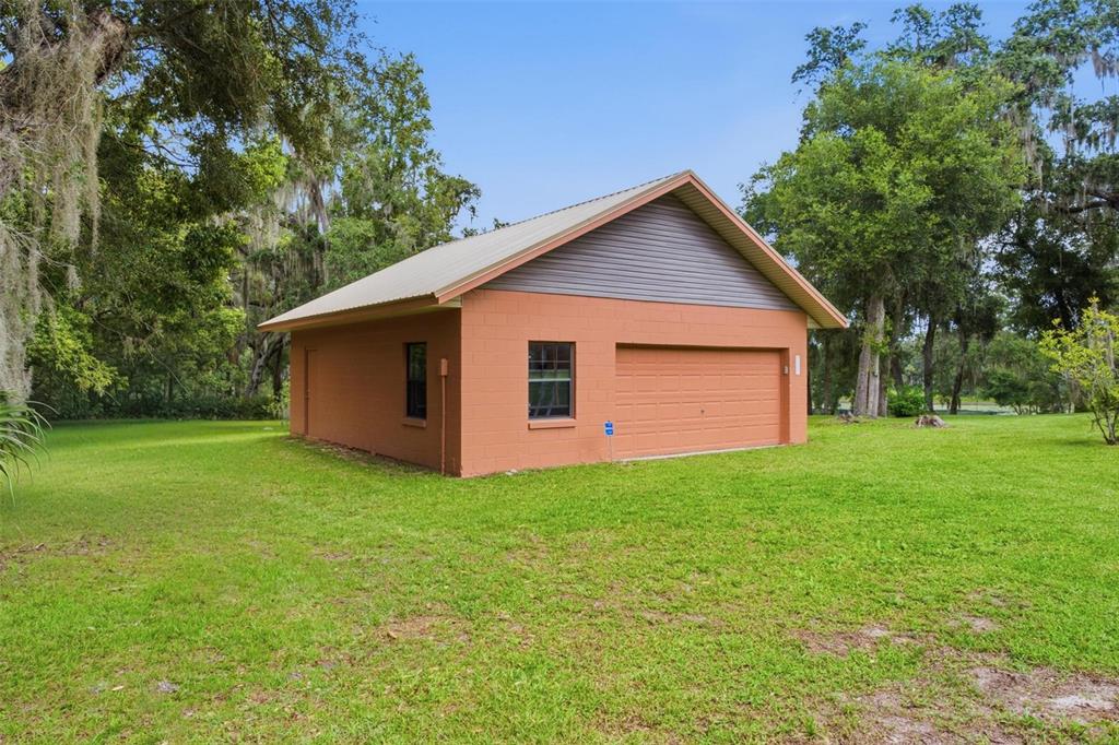 38700 LAKEVIEW DRIVE, LADY LAKE, FL — photo 4 of 30