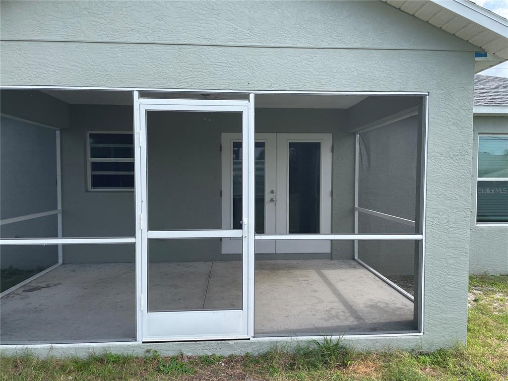 10136 WILLMINGTON BOULEVARD, ENGLEWOOD, FL — photo 3 of 16