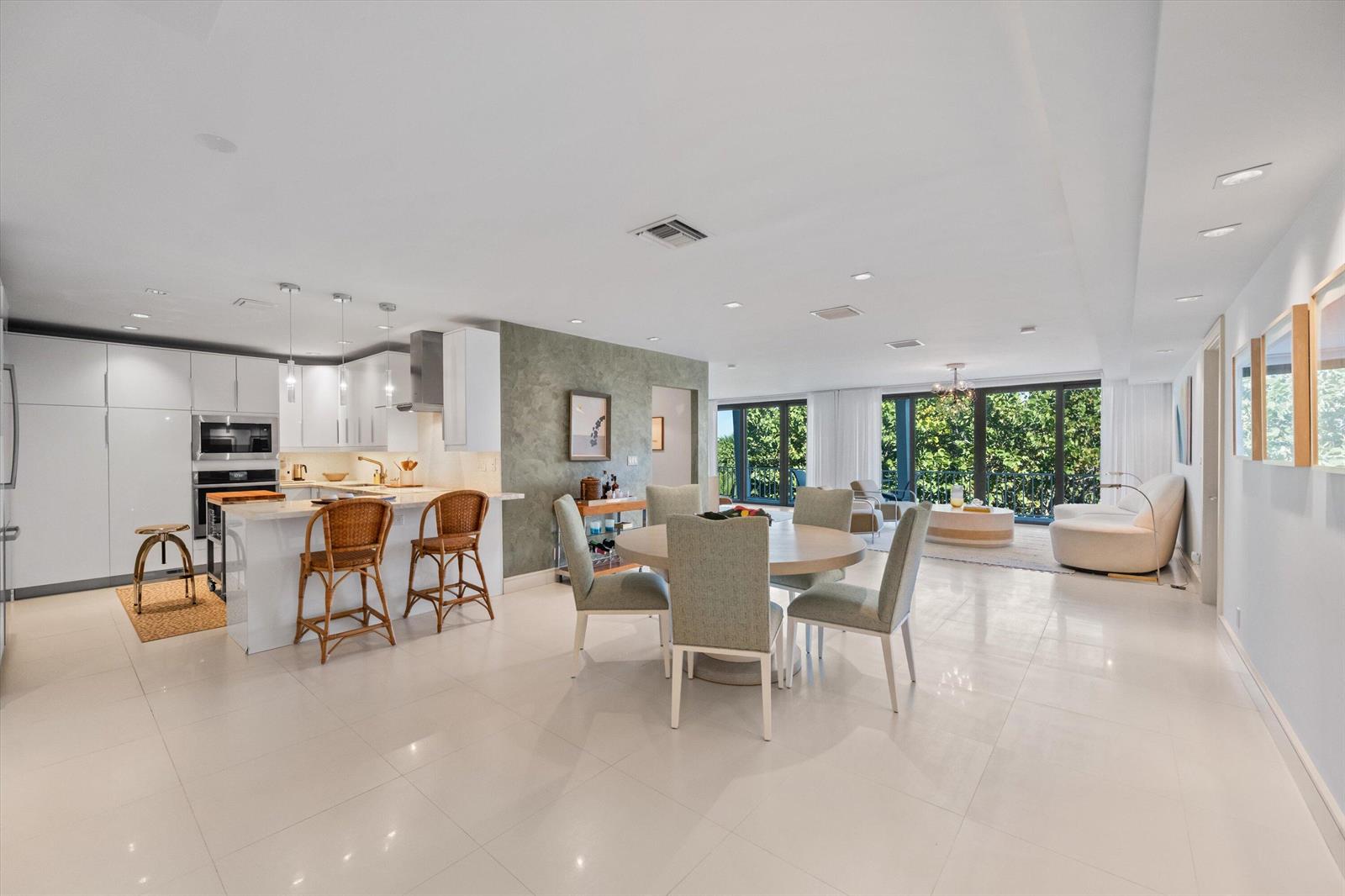 2275 S Ocean Boulevard, Palm Beach FL 33480