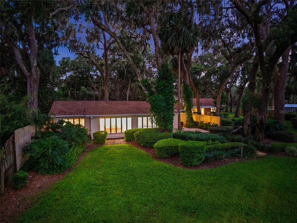 10745 SE SUNSET HARBOR ROAD, SUMMERFIELD, FL — photo 3 of 30