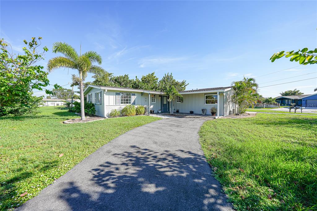 146 FRANCIS DRIVE NE