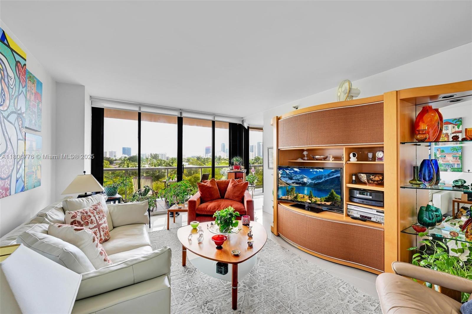 3640 Yacht Club Dr # 502, Aventura FL 33180