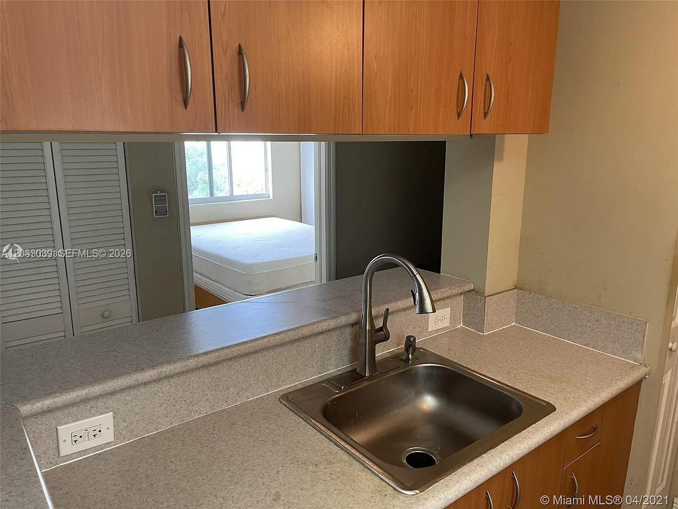 816 NW 11th St # 704, Miami FL 33136