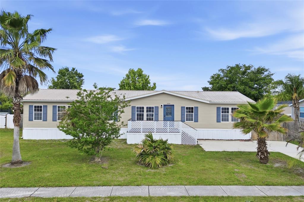 3204 SILVER LAKE COURT