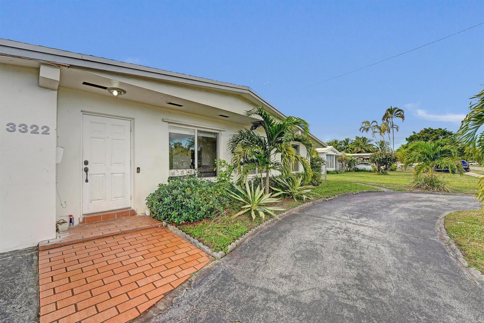 3322 Mckinley Street, Hollywood FL 33021