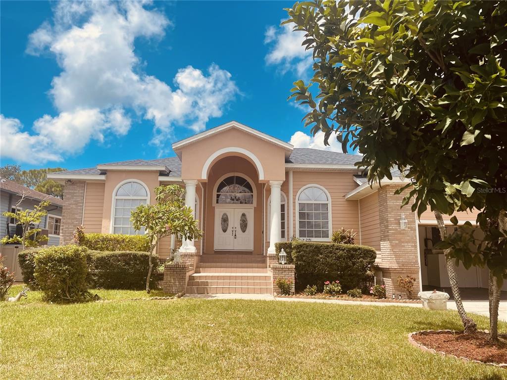7116 PEBBLE BEACH LANE, SEMINOLE, FL — photo 2 of 30