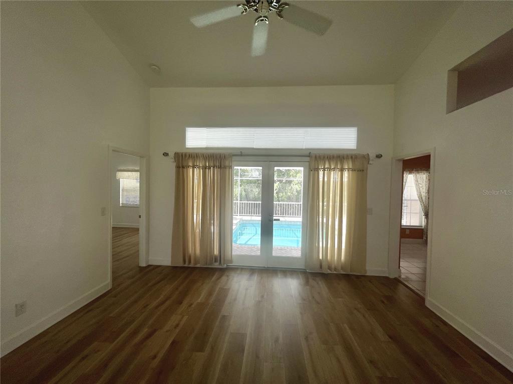 7116 PEBBLE BEACH LANE, SEMINOLE, FL — photo 3 of 30