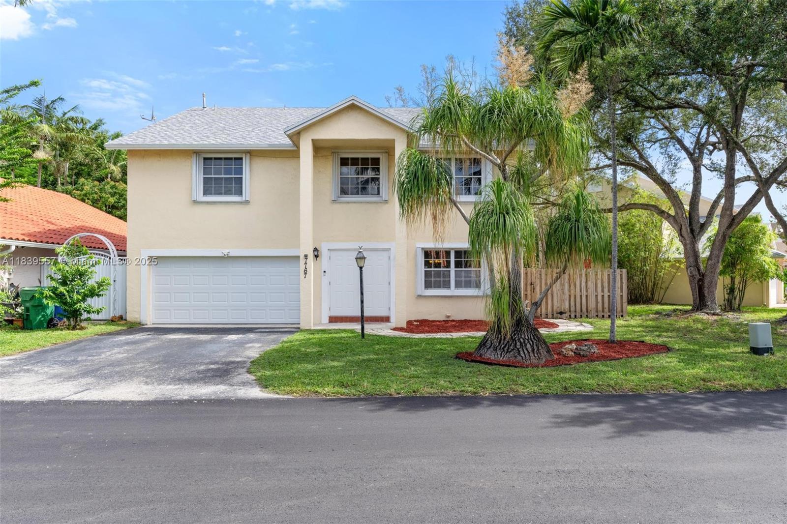 7767 NW 187th Ter, Miami FL 33015