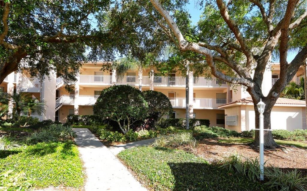 9300 CLUBSIDE CIRCLE UNIT 1307