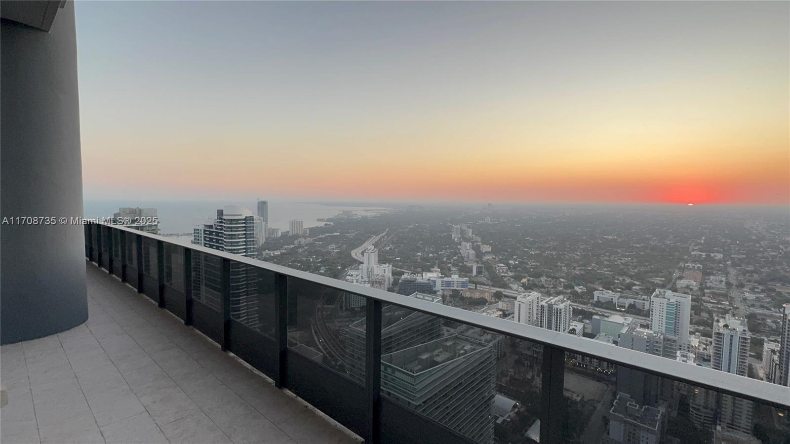 1000 Brickell Plz, Miami FL 33131