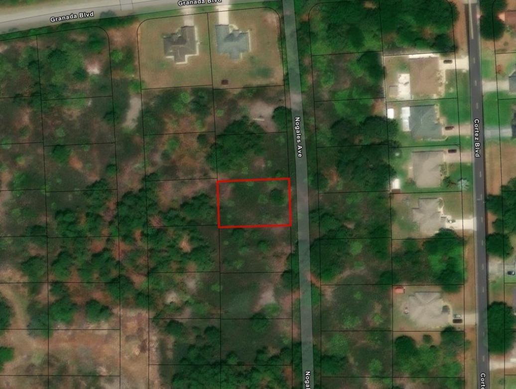 This is a satellite map view showing a vacant rectangular lot outlined in red — 4105 Nogales Avenue, Sebring FL 33872, SEBRING, FL