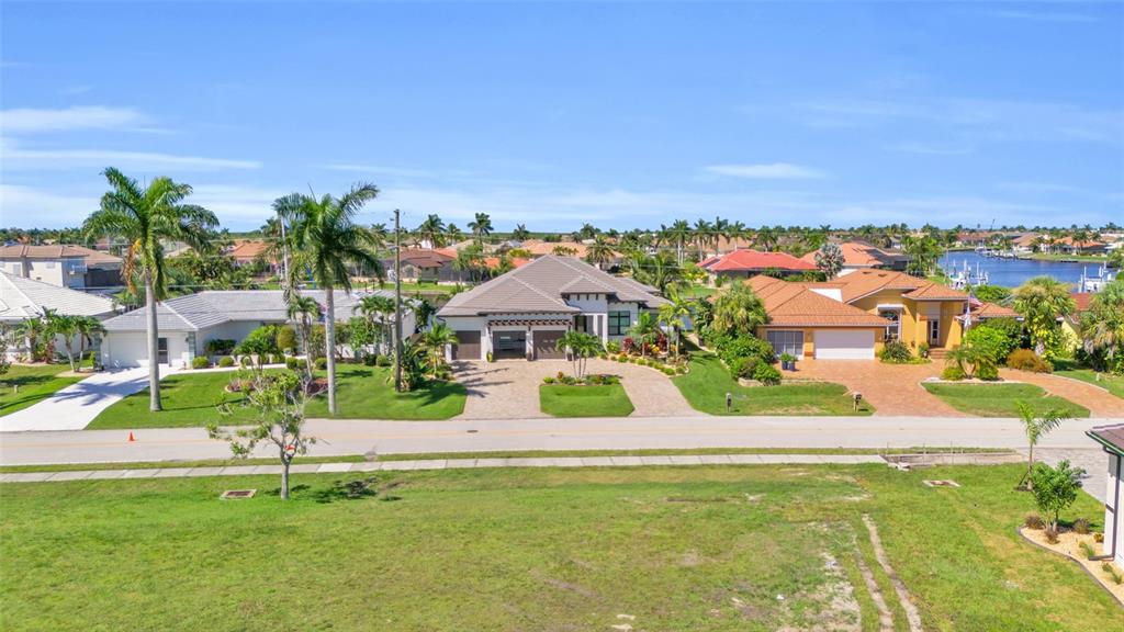 615 MONACO DR, PUNTA GORDA, FL — photo 3 of 24
