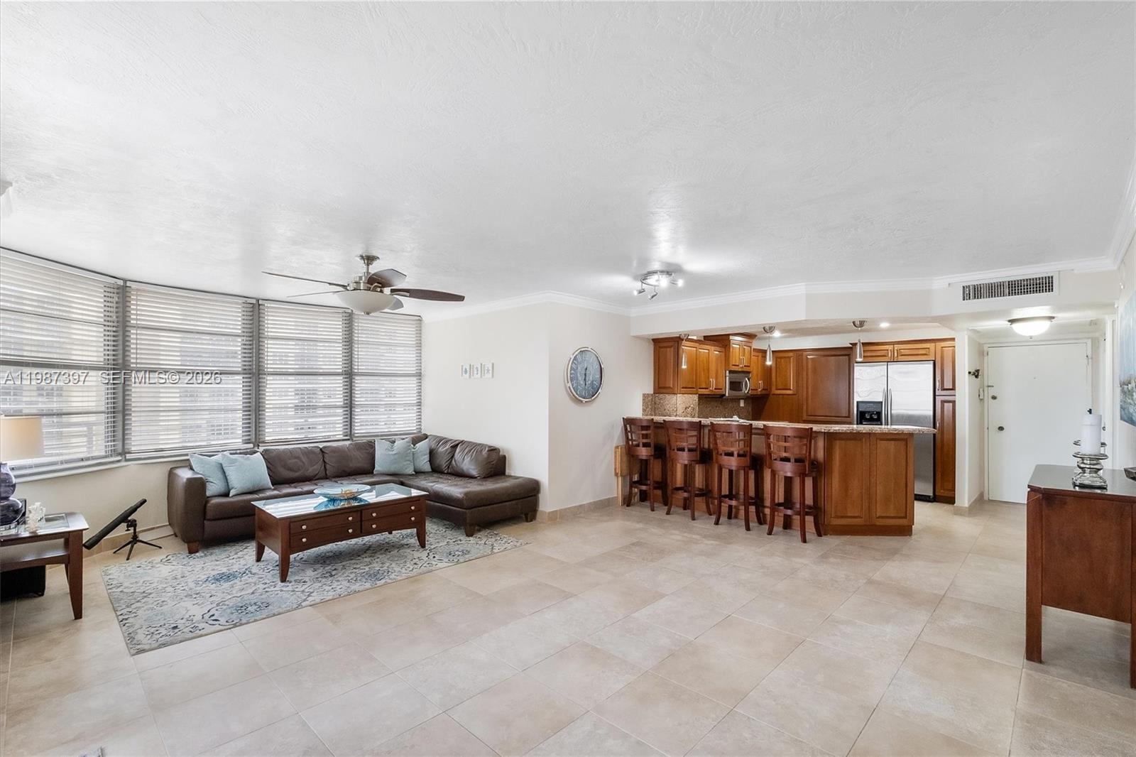 5555 Collins Ave # 11A, Miami Beach FL 33140