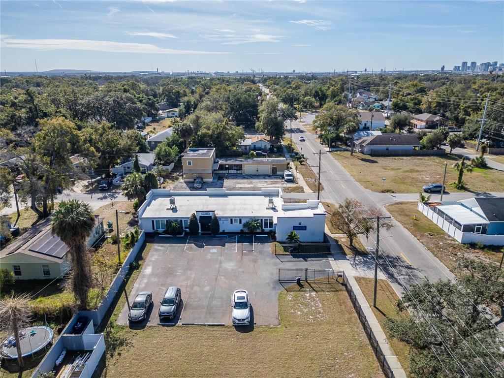3411 N 29TH STREET, TAMPA, FL — photo 4 of 30