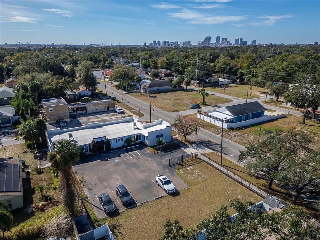 3411 N 29TH STREET, TAMPA, FL — photo 5 of 30