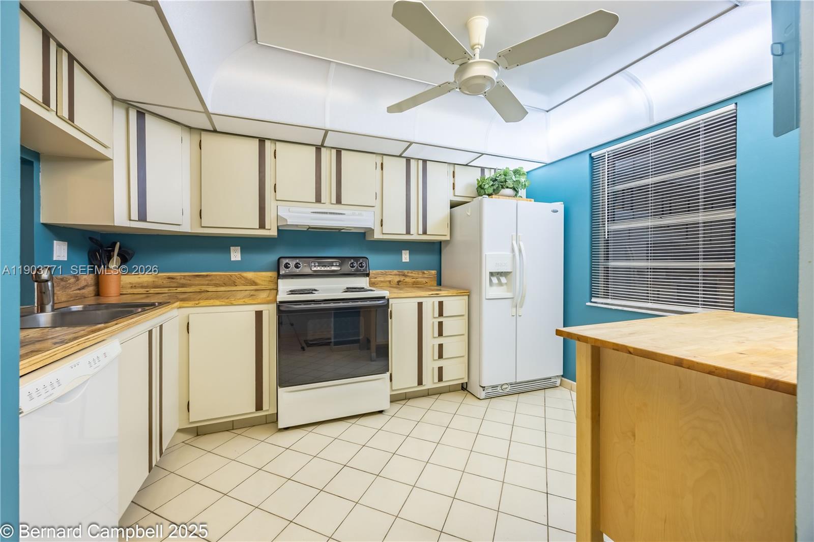 3910 Inverrary Blvd # B, Lauderhill FL 33319