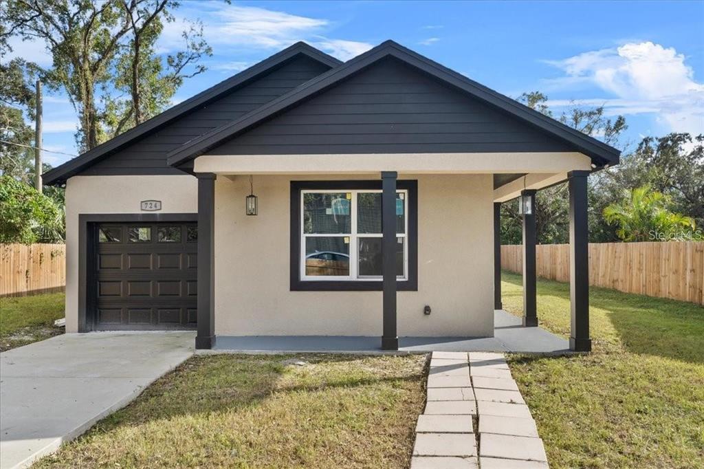 724 W CRESCENT DRIVE, LAKELAND, FL — photo 2 of 23