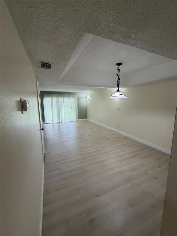 7605 PASA DOBLES COURT, TAMPA, FL — photo 2 of 14