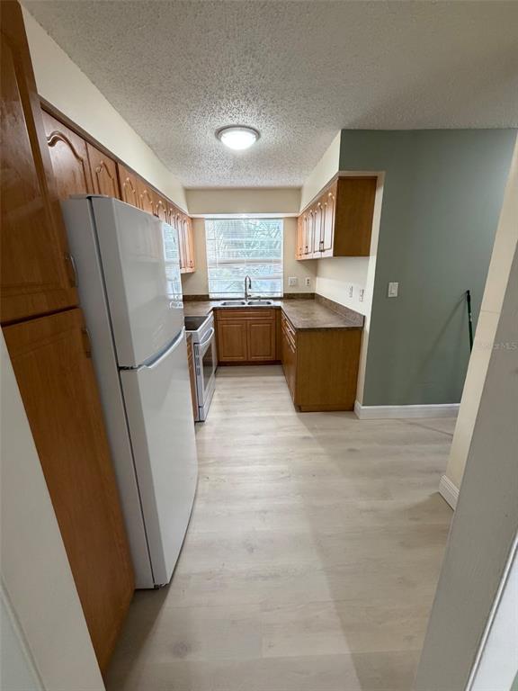 7605 PASA DOBLES COURT, TAMPA, FL — photo 4 of 14
