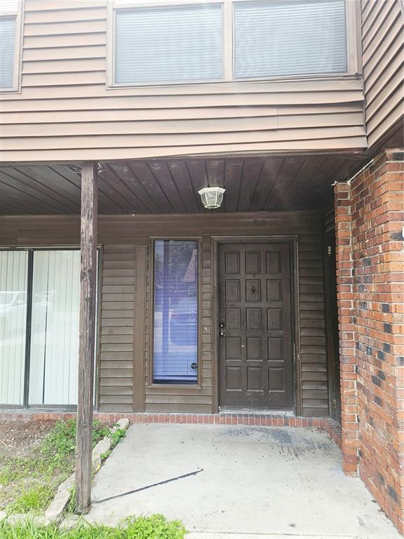 1836 N CRYSTAL LAKE DRIVE UNIT 90