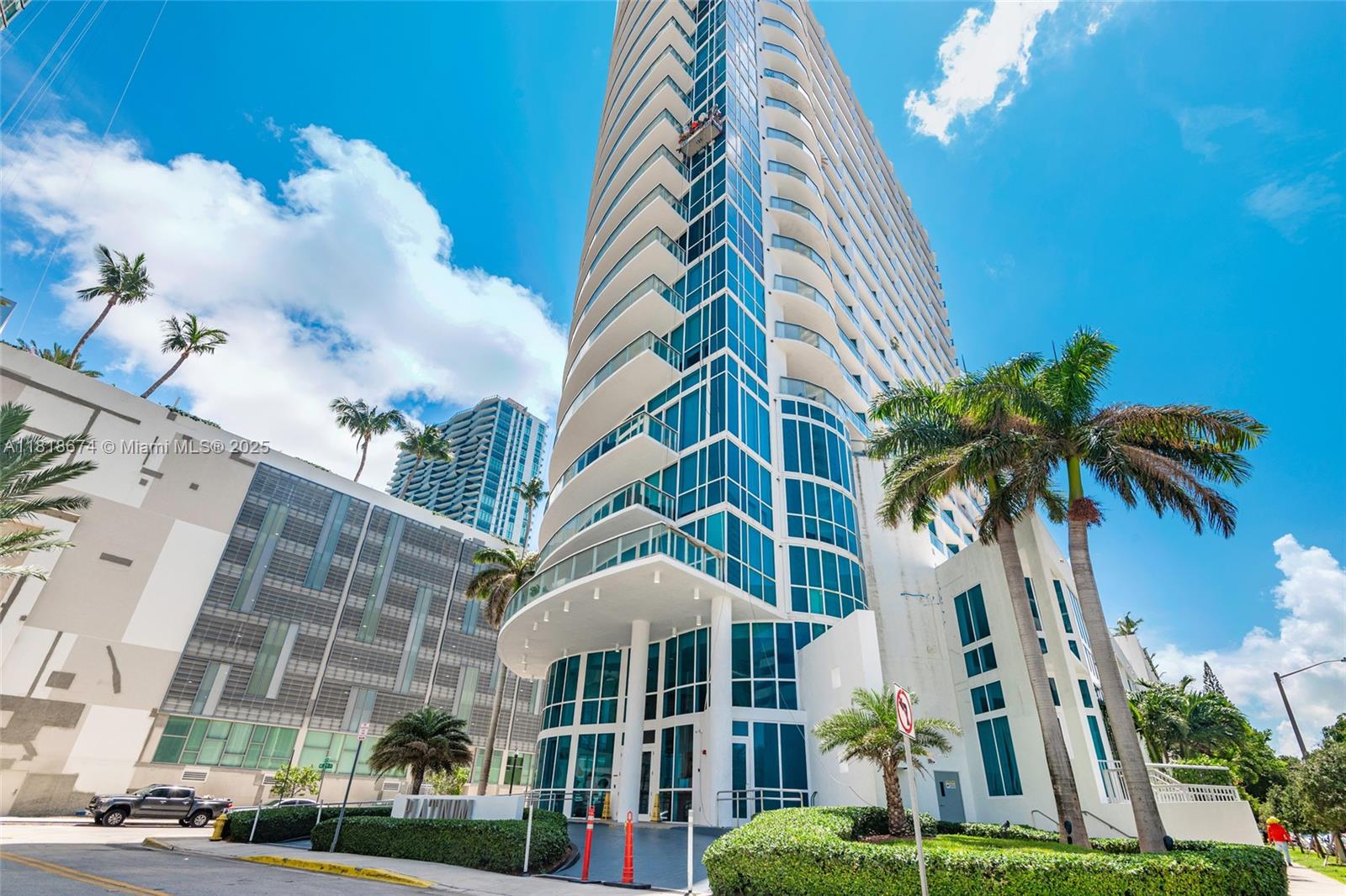 480 NE 30th St # 1505, Miami FL 33137