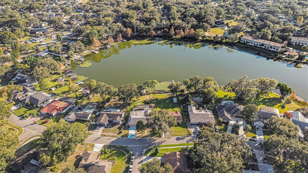 607 E LAKESHORE DRIVE, OCOEE, FL — photo 2 of 29