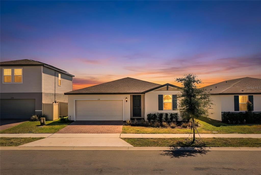 1131 FORESHORE LANE