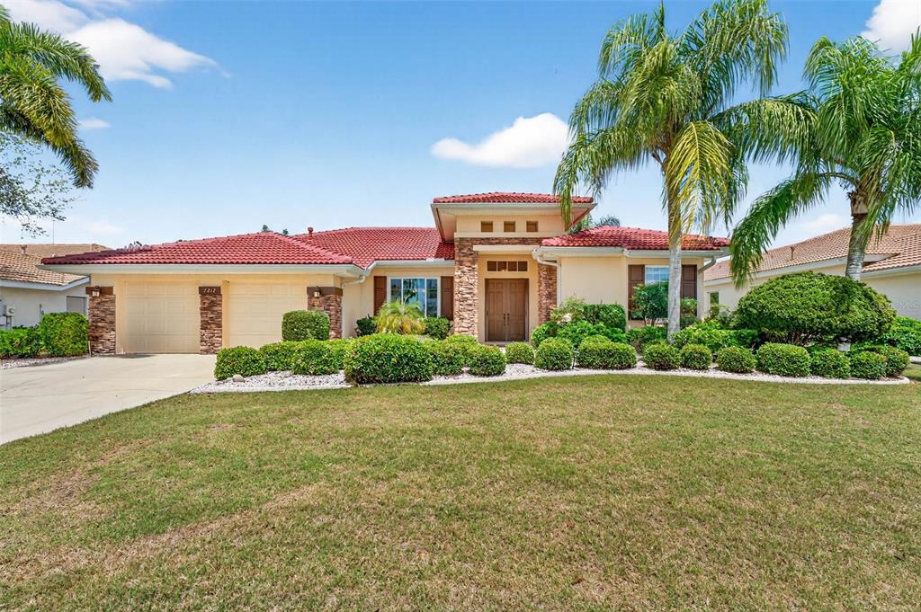2212 MYRTLE VISTA COURT