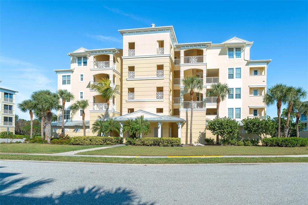 8561 AMBERJACK CIRCLE UNIT 203