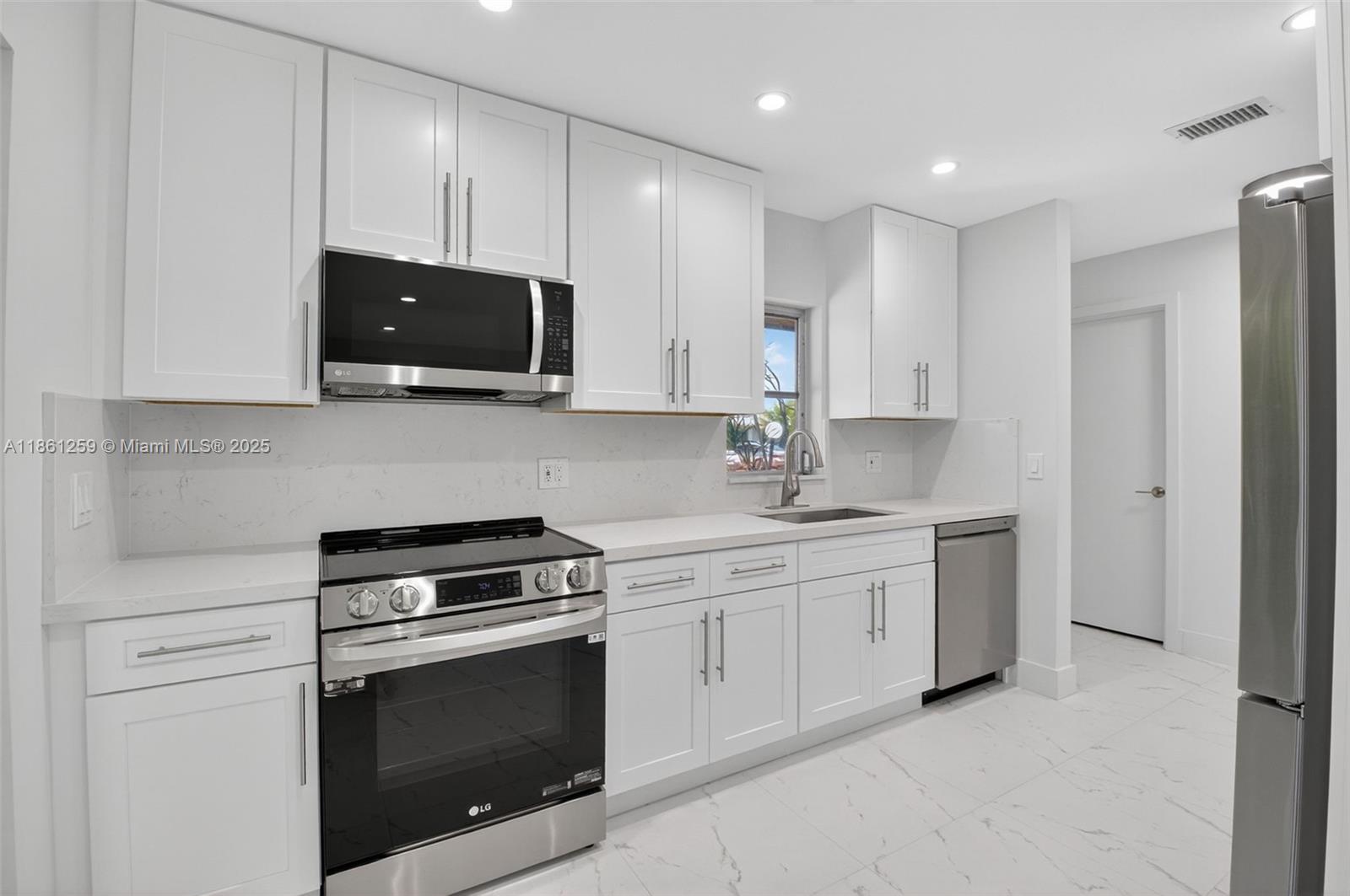 8840 Rheims Rd, Boca Raton FL 33496