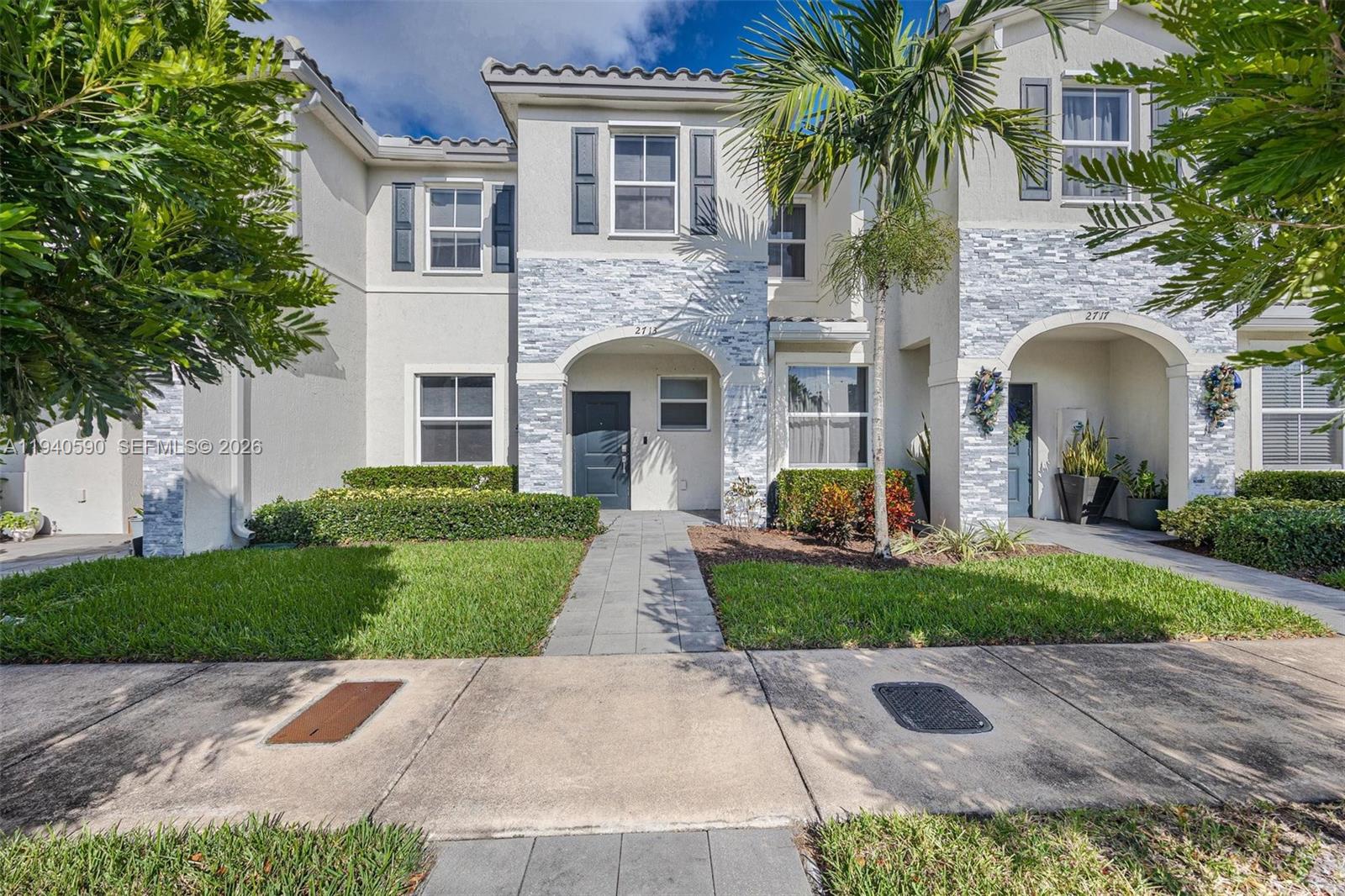 2713 SE 15th St, Homestead FL 33035