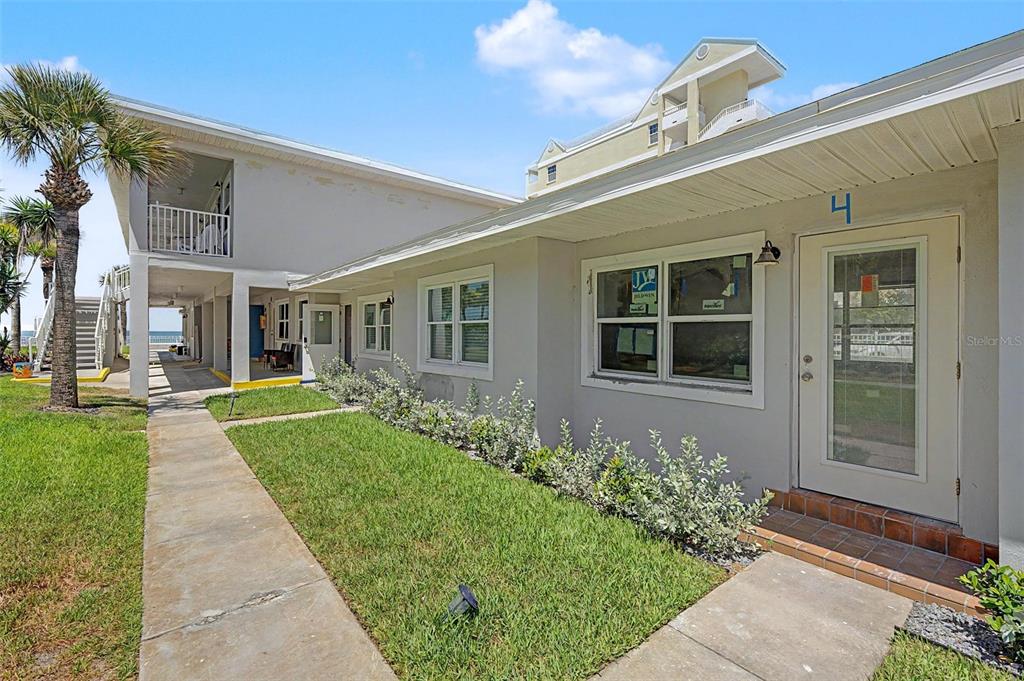 16850 GULF BOULEVARD UNIT 4